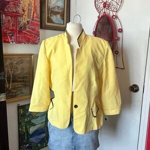 studio I yellow black contrast stitch blazer jacket